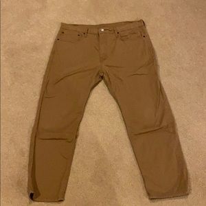 Levi’s pants